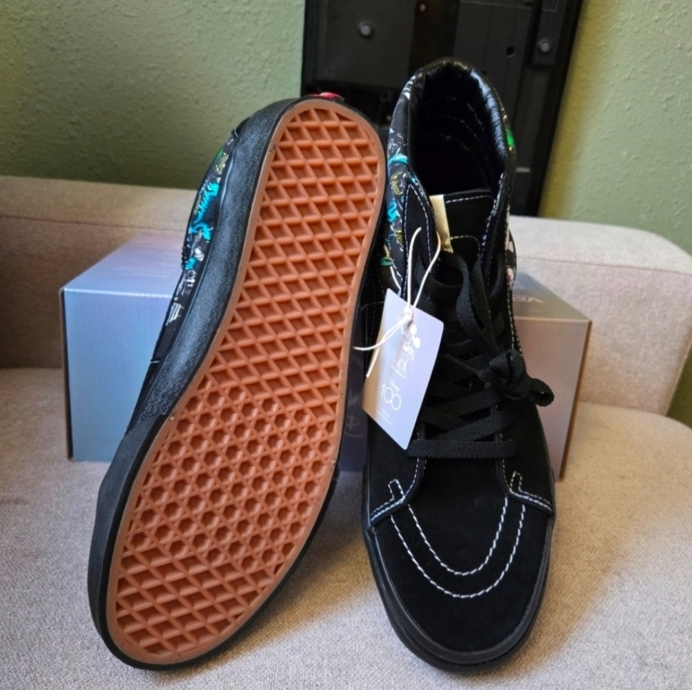 Vans Black High-Top Sneakers with Multicolor Graphic - Picture 7 of 12